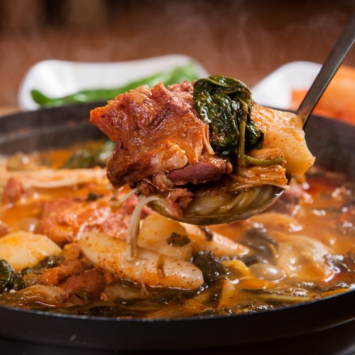 폭탄 감자탕 3kg(4개까지 합배송)