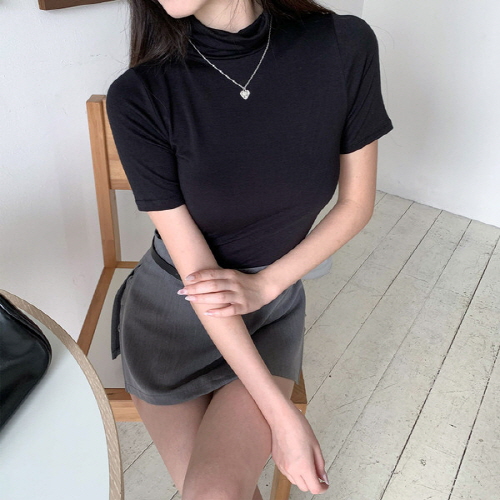 힌정선 쫀쫀 반폴라 베이직 반팔 티셔츠