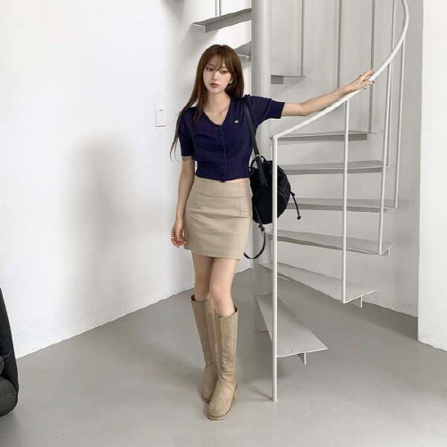 리에빙 베이직 H라인 미니 스커트