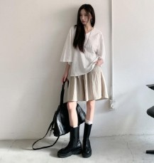 러카사 루즈핏 브이넥 5부 반팔 티셔츠