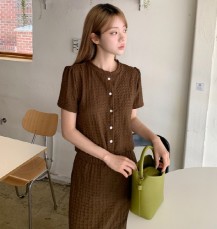 밍헌루 엠보 링클 크롭 퍼프 반팔 가디건