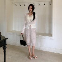 루에빈 잔꽃 쉬폰 플레어 뒷밴딩 미디 스커트